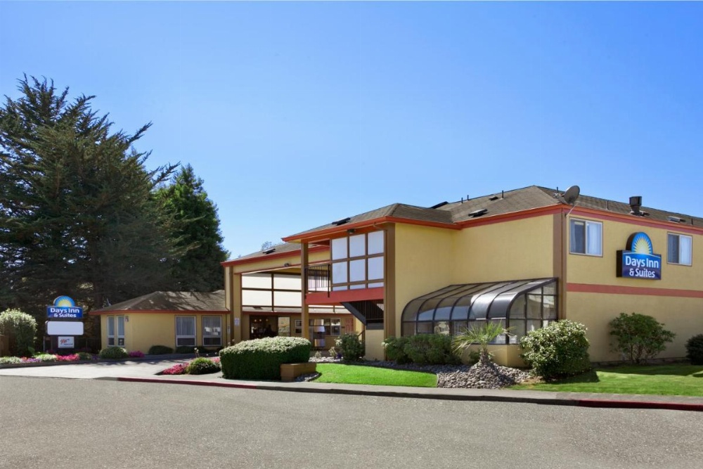 Days Inn & Suites by Wyndham Arcata Image 37